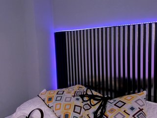 Erotikus videocsevegés EmilyBeltonn