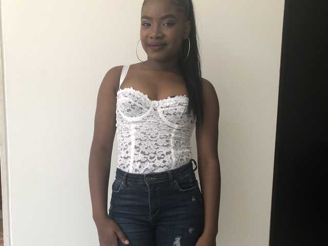 A profil fényképe emilyclark