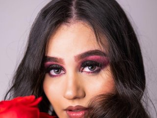 Erotikus videocsevegés EmilyHerrera