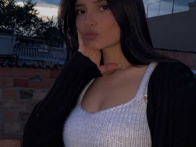 A profil fényképe Emilyywhiite