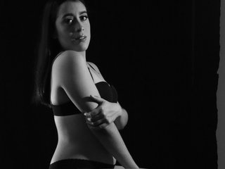 Erotikus videocsevegés emma-19a