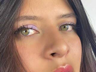 Erotikus videocsevegés Emma-Pretty