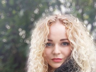 Erotikus videocsevegés EmmaXlove