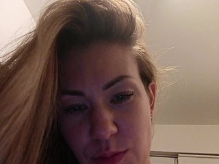 Erotikus videocsevegés EnergyGirl