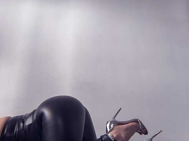 A profil fényképe __Enigma__