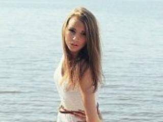 Erotikus videocsevegés erikaaaa