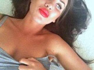 Erotikus videocsevegés esscada