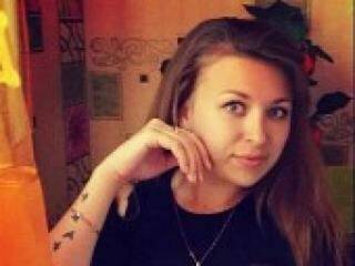 Erotikus videocsevegés estrella94