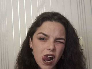 Erotikus videocsevegés Ethel-Peterson