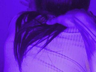 Erotikus videocsevegés EuphoriaHyens