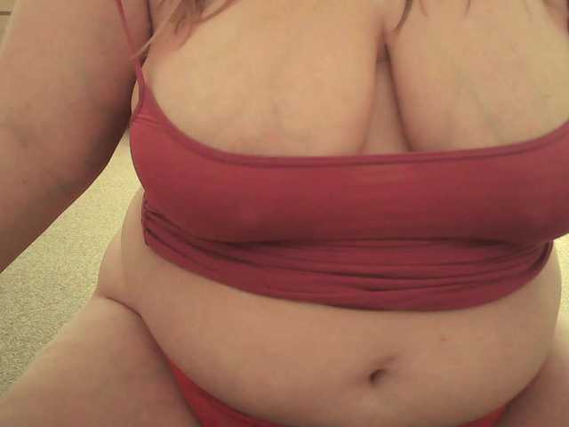 Fényképek Europeankitty Show boobs when my goal is reached :) #chubby #bbw #bigboobs #new #milf