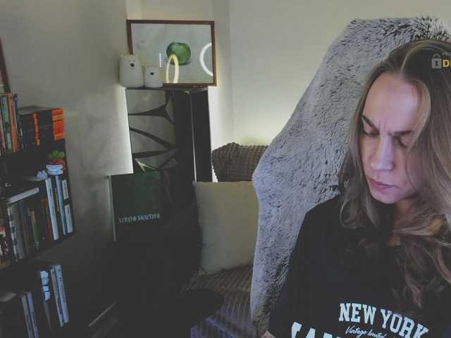 Sugárzási képernyőképek Adamova_Eva