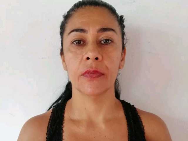 A profil fényképe EVAHOOTXX