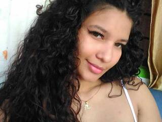 Erotikus videocsevegés EvaNaughty