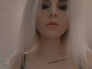 Erotikus videocsevegés EvelinaSpace