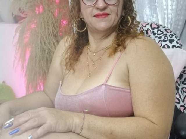 A profil fényképe evelinhot