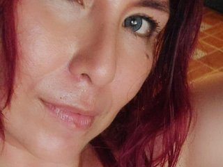 Erotikus videocsevegés Evelyn-mature19