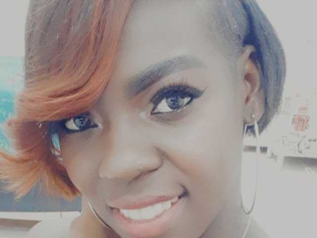 A profil fényképe Evonye