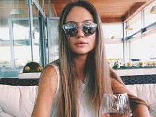 Erotikus videocsevegés extrasex1