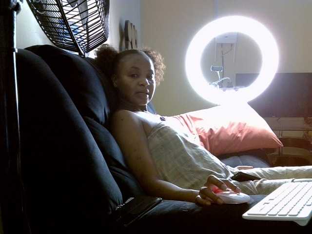 Sugárzási képernyőképek Faizzah-1