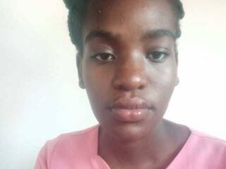 Erotikus videocsevegés Fancymerlot