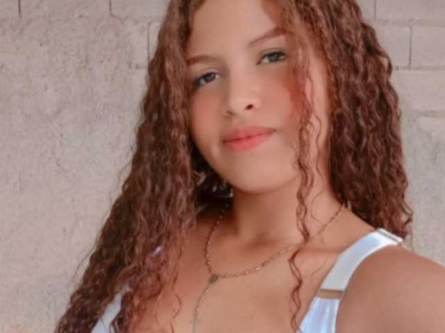 A profil fényképe FANNIE22