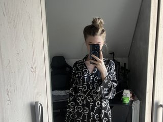 Erotikus videocsevegés fiksikBoom