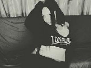 Erotikus videocsevegés finetouch7