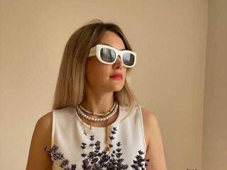 Erotikus videocsevegés Fiona2019