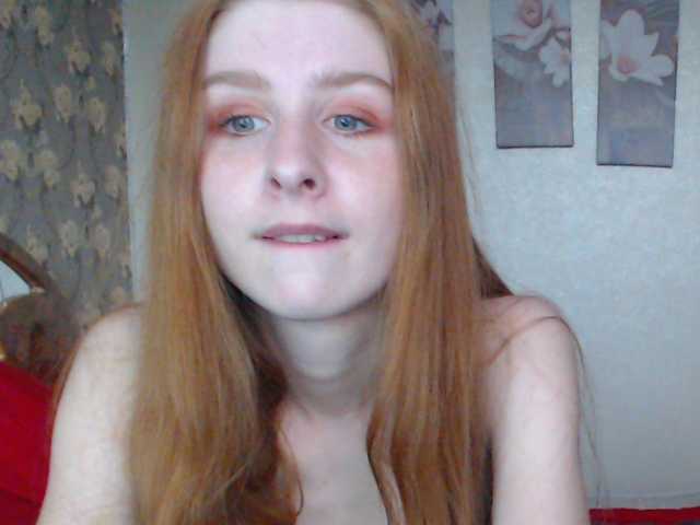 Fényképek FireShoWw friendly redhead girl searching for u! #sexy #redhair #young #cute #natural #hot #sweet #shaved #funny #friendly #horny #ass #pussy #toys #smile #new #smart