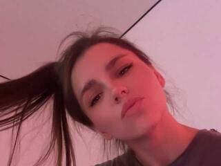 Erotikus videocsevegés fitweb