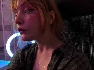 Erotikus videocsevegés flora-son