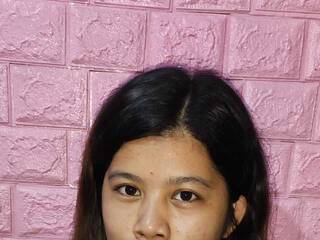 Erotikus videocsevegés FlowerOfAisha