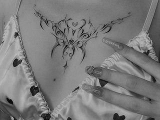 Erotikus videocsevegés Foxif