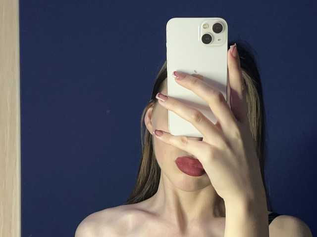 A profil fényképe KRISTIshow