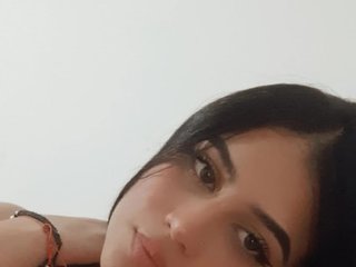 Erotikus videocsevegés Foxy-lovee