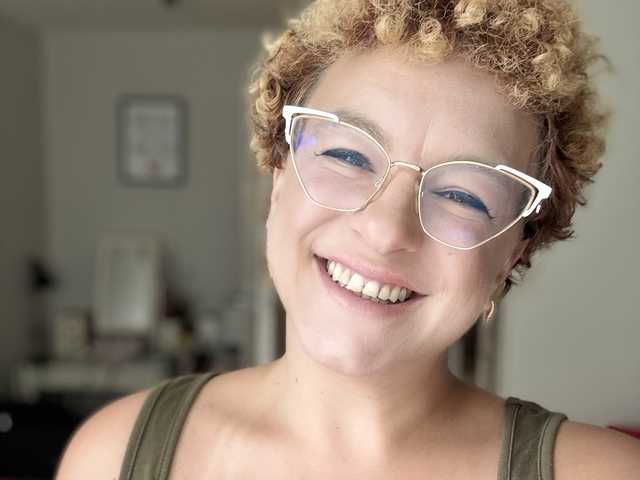 A profil fényképe FrancesLovely