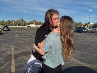 Erotikus videocsevegés Freakycoupletg69