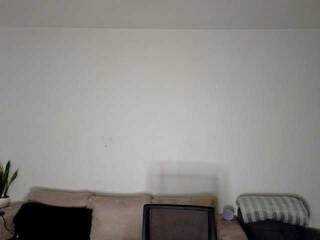 Erotikus videocsevegés FreckledTemptation