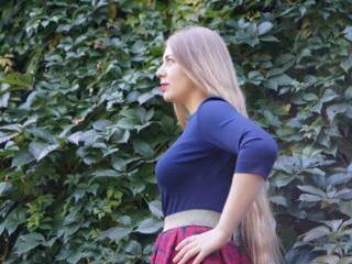 Erotikus videocsevegés freesmiles