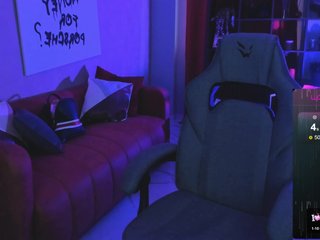 Erotikus videocsevegés FreyaFindomFitGoddess