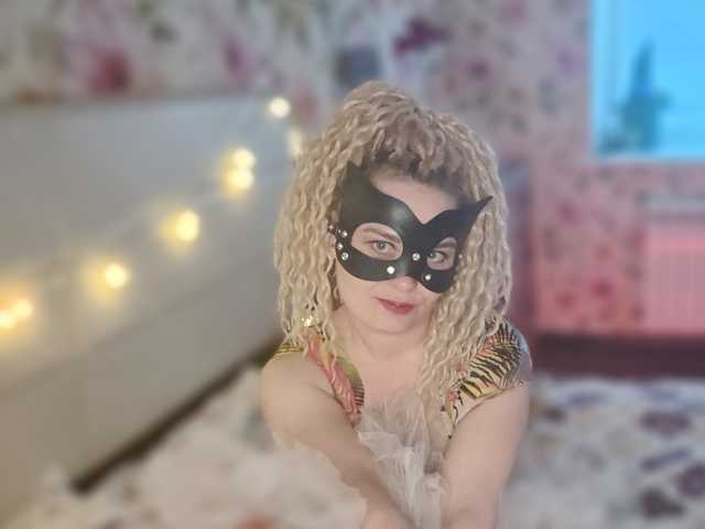 A profil fényképe Frida-35