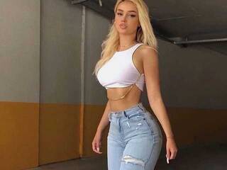 Erotikus videocsevegés Fronezart