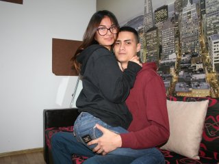 A profil fényképe FunkyCouple69