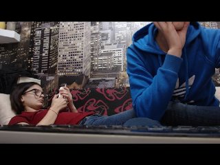 Sugárzási képernyőképek FunkyCouple69