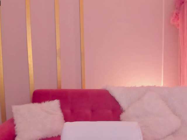 Fényképek GabbieM21 Meet me and touch my pussy to feel how much pleasure I can give you! ♥ Rub clit at goal 138