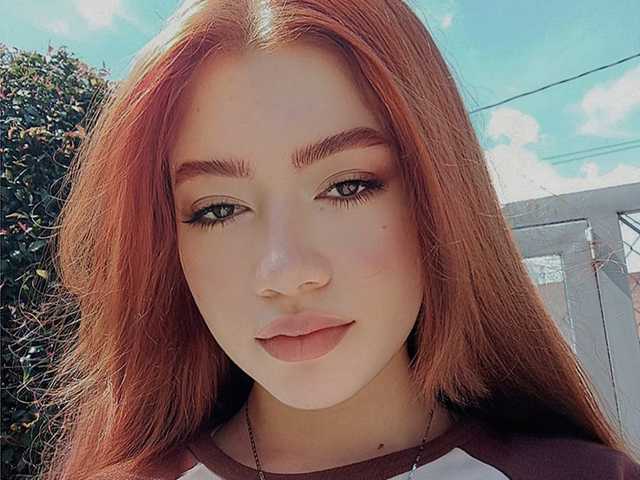 A profil fényképe genesis-tay