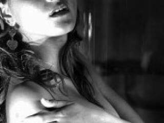 Erotikus videocsevegés genifersex