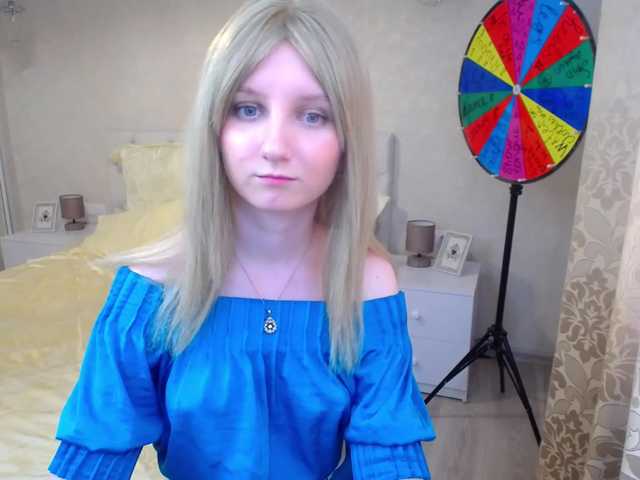Fényképek YourDesserte Hello guys! Welcome to my room) Lets chat and have fun together! PVT-GRP On for you) spin wheel for 100! hot show with a wet t-shirt!