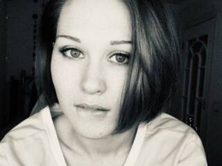 Erotikus videocsevegés Your_Bliss